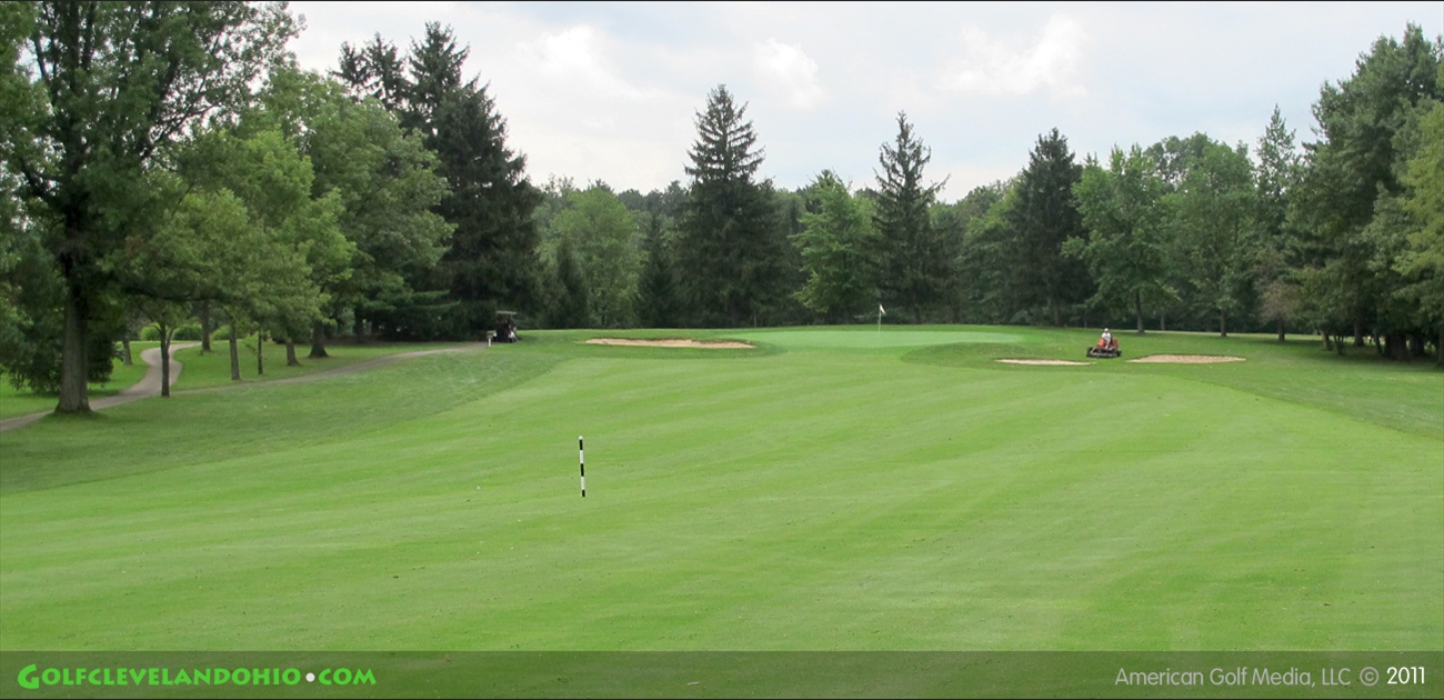 pinehills-05approach